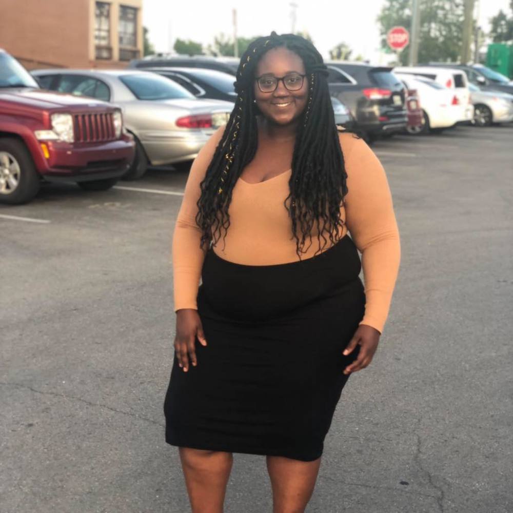 Meet your Posher, Alexandra